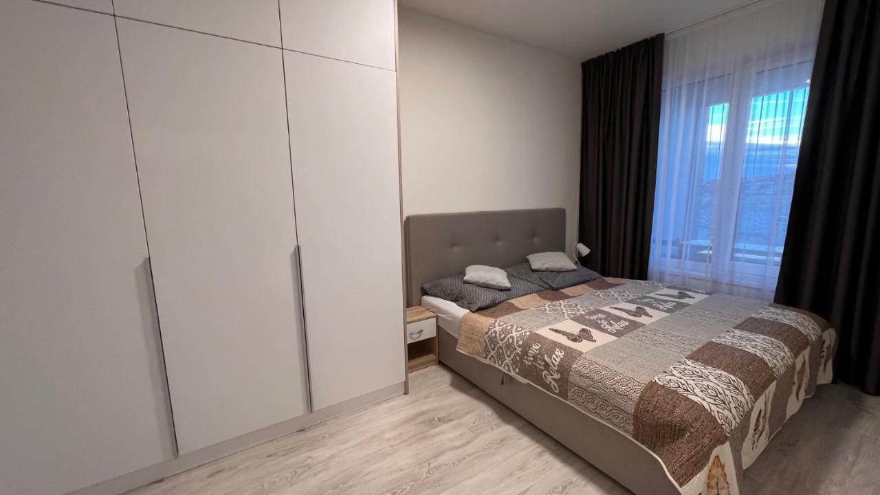 Apartament 2 Apartment, With A View Of The Castle
